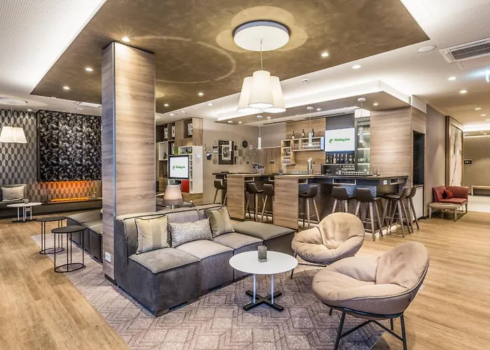 - East, An Ihg