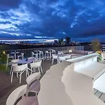 - East, An Ihg 4* Monachium