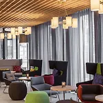 - East, An Ihg Hotel