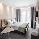 Hotel - East, An Ihg