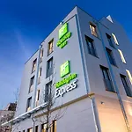 - East, An Ihg 4*