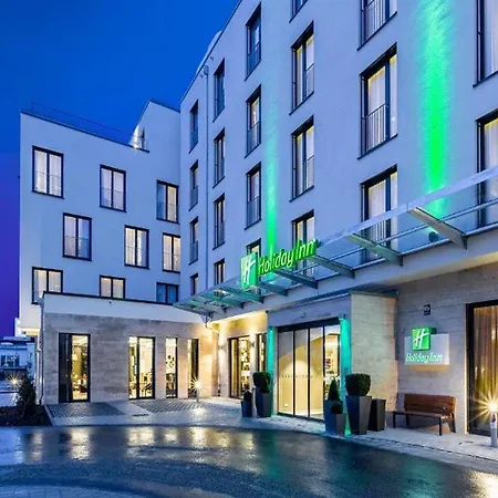 - East, An Ihg Hotel 4*