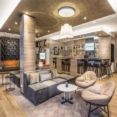 - East, An Ihg Hotel 4*
