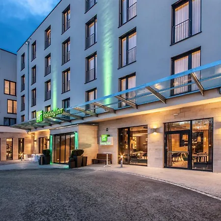 - East, An Ihg Hotel 4*