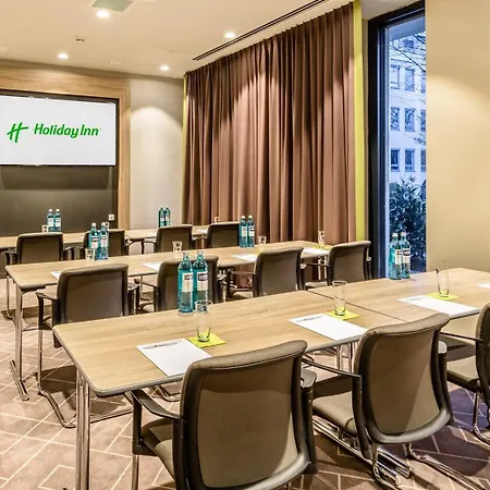 - East, An Ihg Hotel 4*