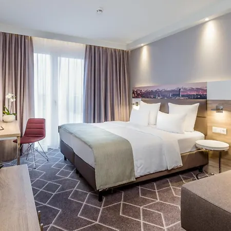 - East, An Ihg 4* Munich