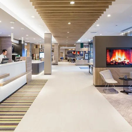 - East, An Ihg Otel Münih