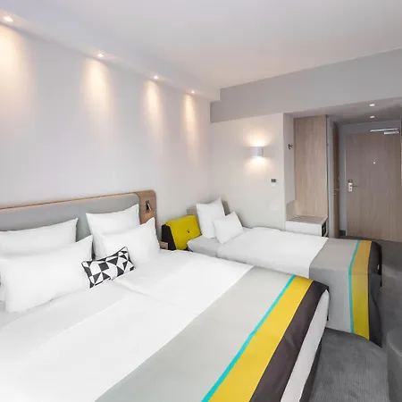 - East, An Ihg