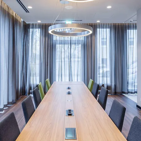 - East, An Ihg 4* Münih