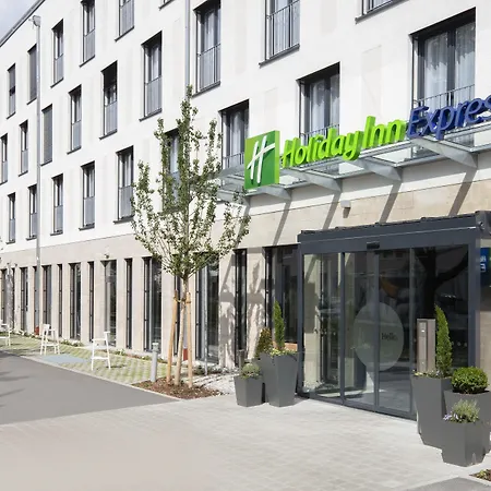 Hotel - East, An Ihg