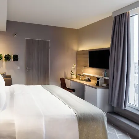 - East, An Ihg 4* Múnich