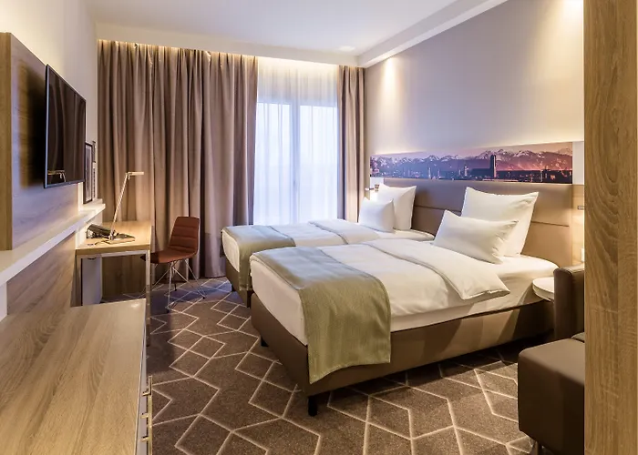 Otel - East, An Ihg