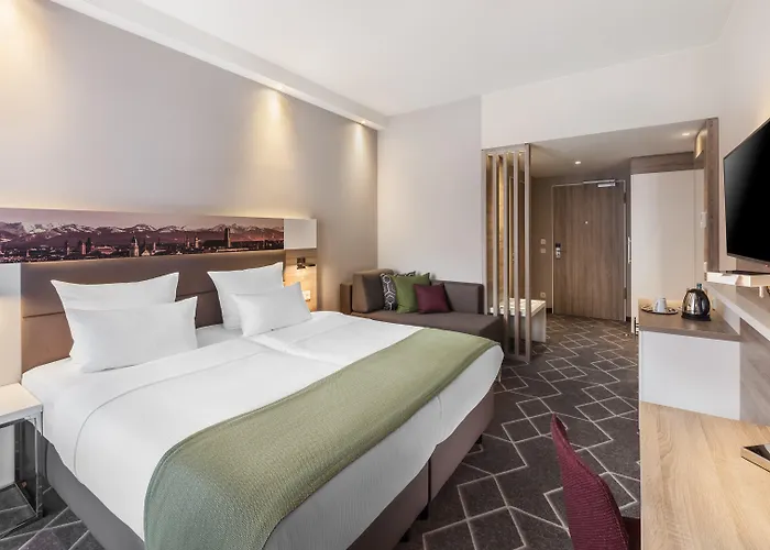 - East, An Ihg 4*