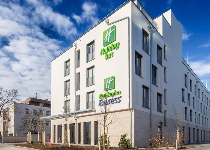 Otel - East, An Ihg