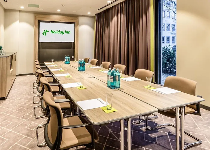 - East, An Ihg 4*