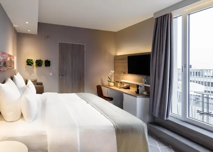 - East, An Ihg Münih