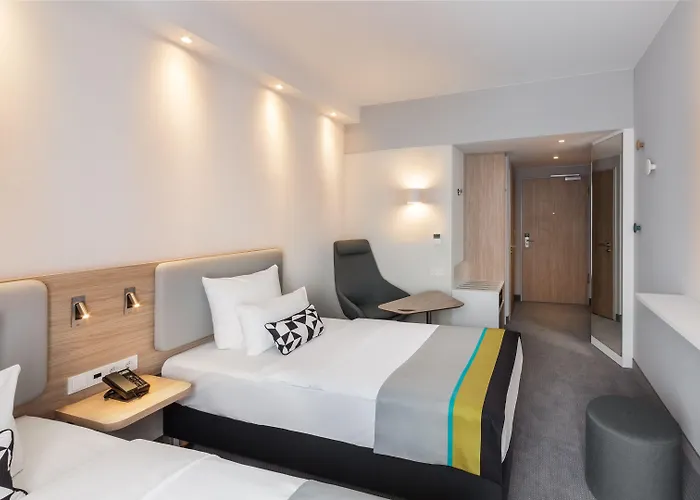 - East, An Ihg 4* Münih
