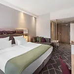 - East, An Ihg 4*